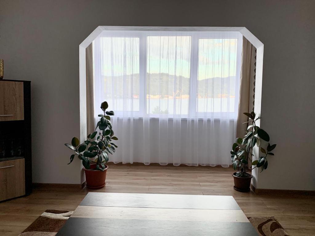 Cazare Apartament Orsova Apartment ภายนอก รูปภาพ